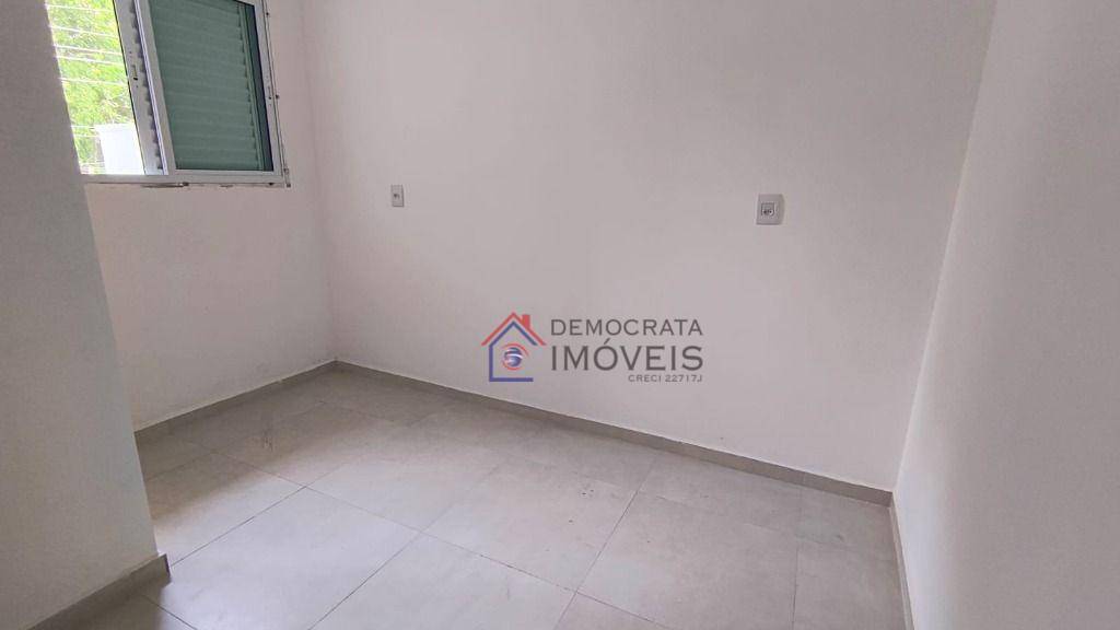 Apartamento à venda com 2 quartos, 45m² - Foto 14