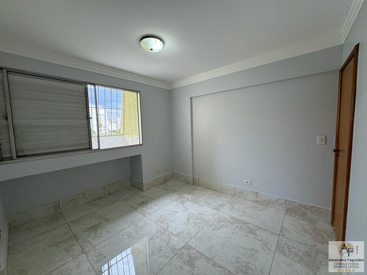 Apartamento à venda com 3 quartos, 94m² - Foto 26