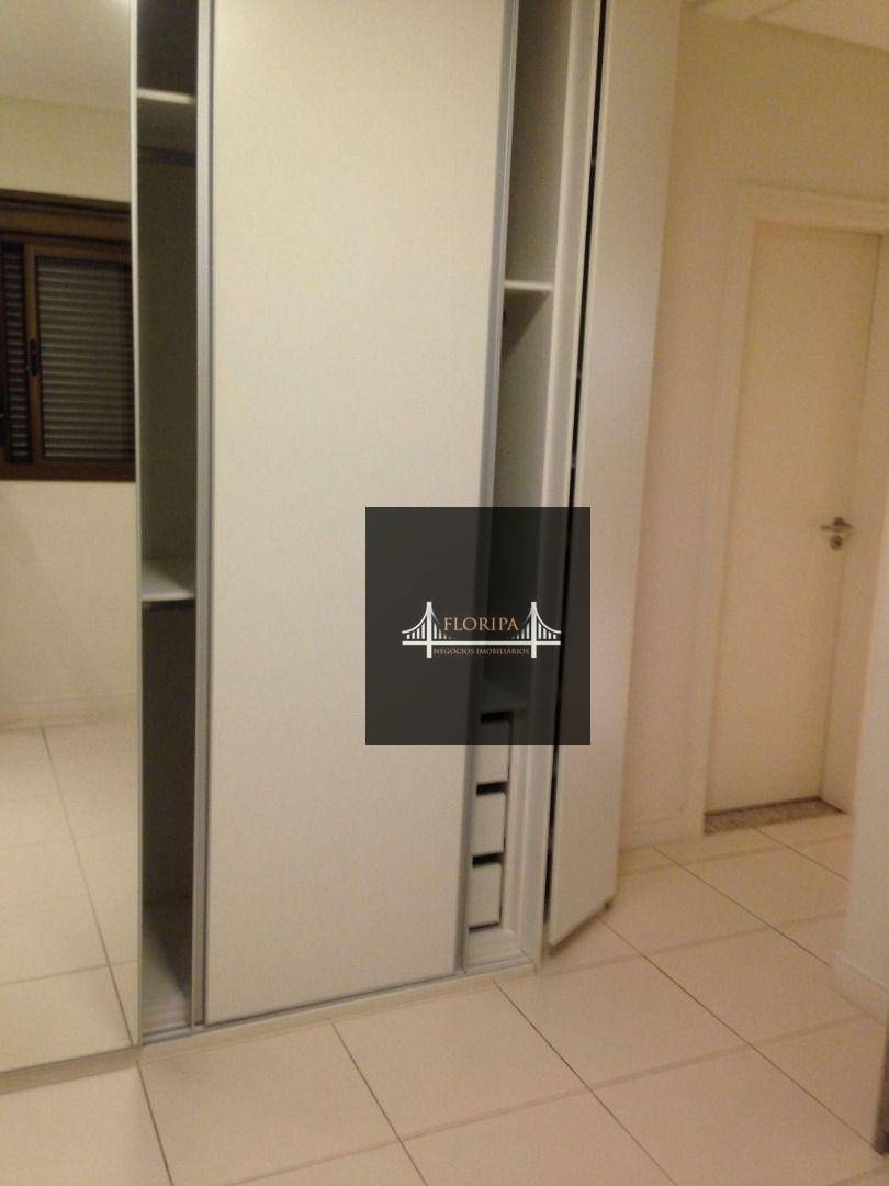 Apartamento à venda com 2 quartos, 70m² - Foto 18