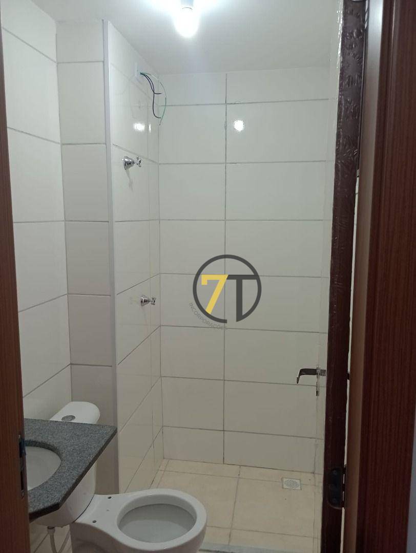 Apartamento à venda com 2 quartos, 44m² - Foto 12