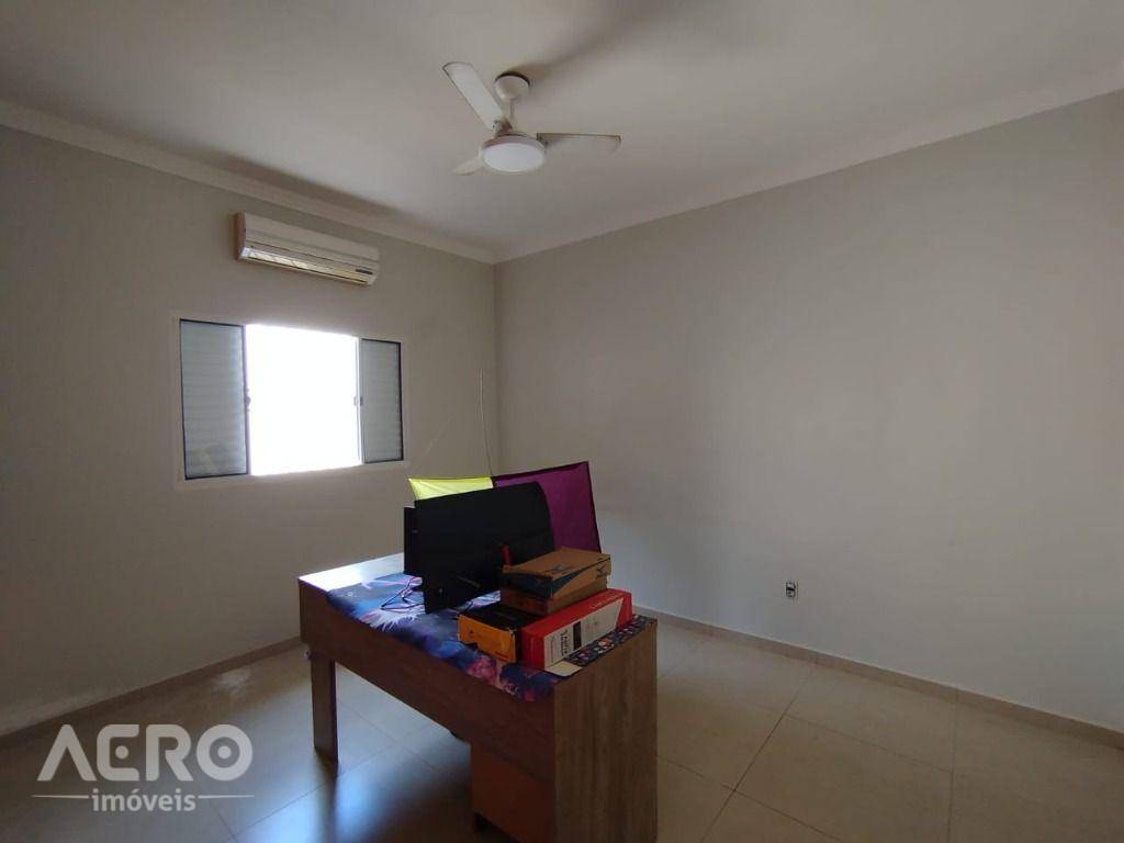 Casa para alugar com 2 quartos, 160m² - Foto 7