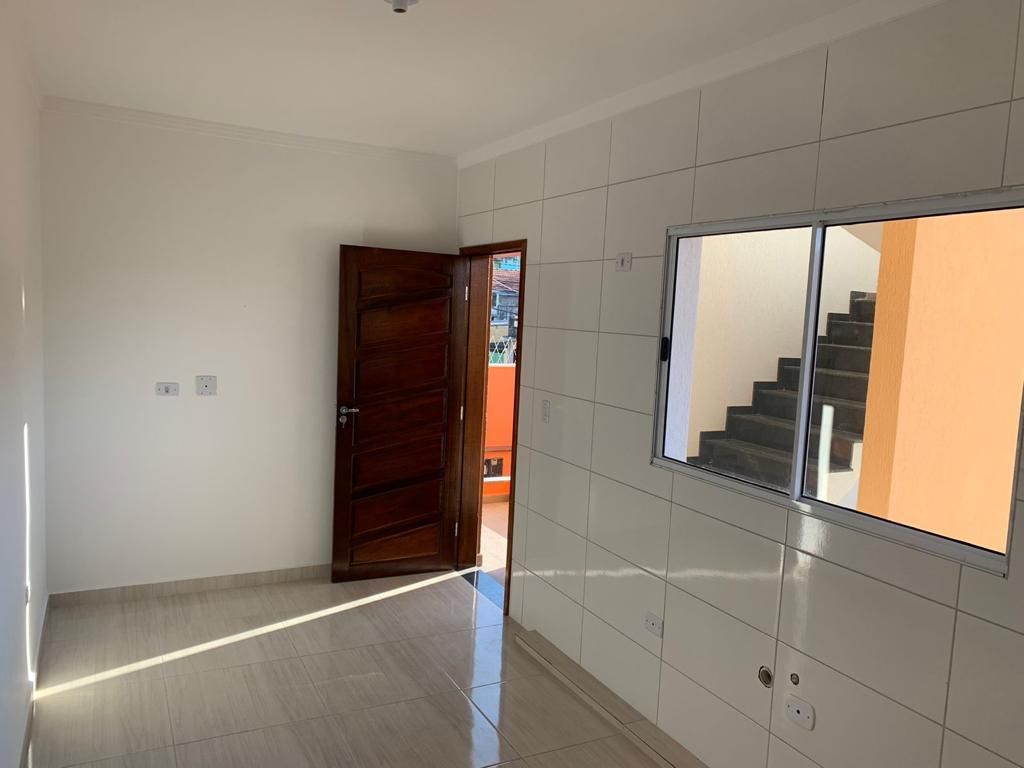 Apartamento à venda com 2 quartos, 42m² - Foto 2