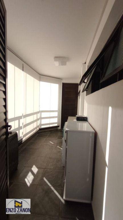 Apartamento à venda com 3 quartos, 205m² - Foto 26