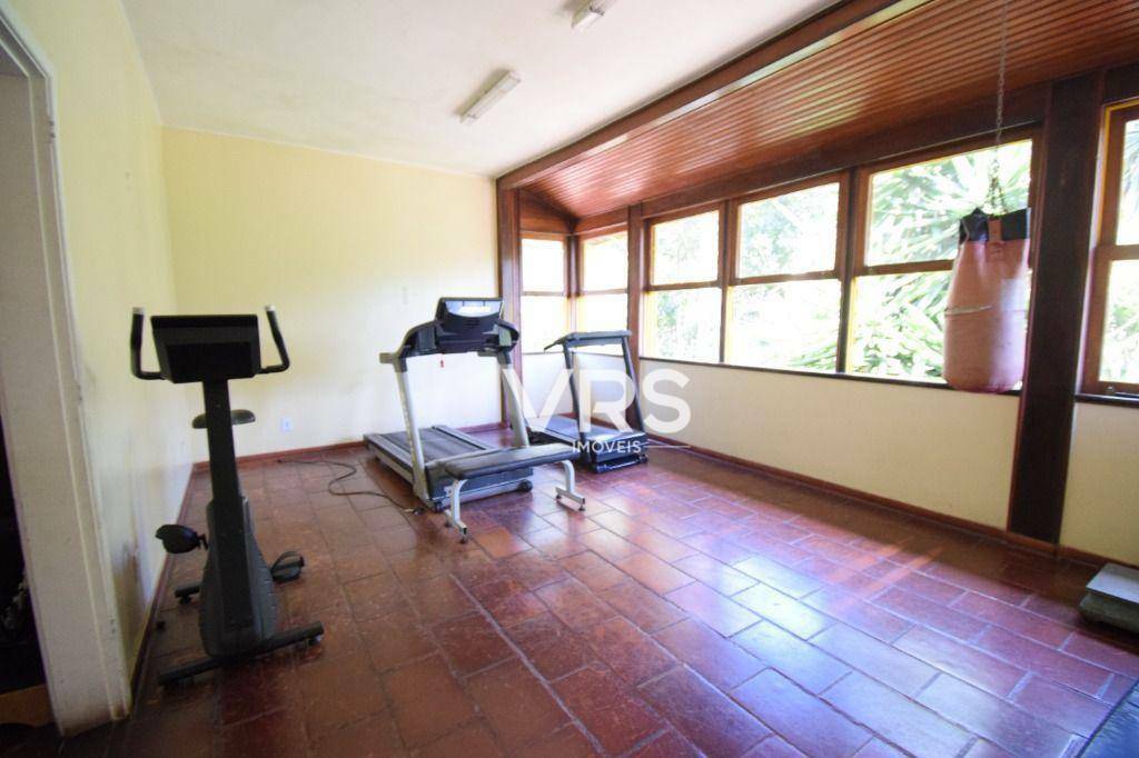 Casa de Condomínio à venda com 4 quartos, 240m² - Foto 55