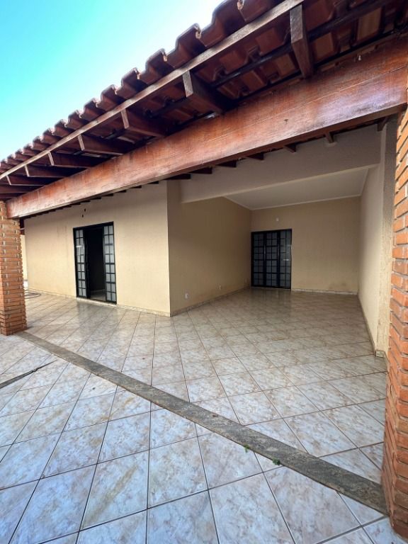 Casa à venda com 3 quartos, 373m² - Foto 5