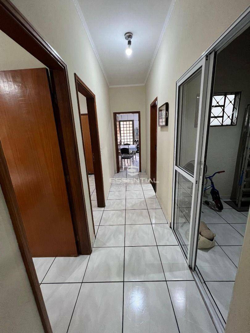 Casa à venda com 2 quartos, 90m² - Foto 19