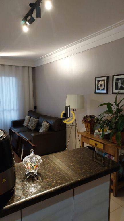 Apartamento à venda com 3 quartos, 66m² - Foto 6