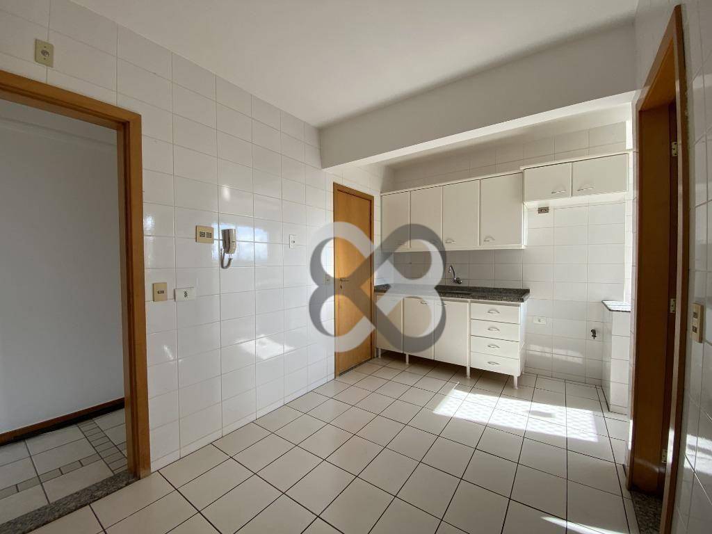 Apartamento à venda com 3 quartos, 112m² - Foto 11