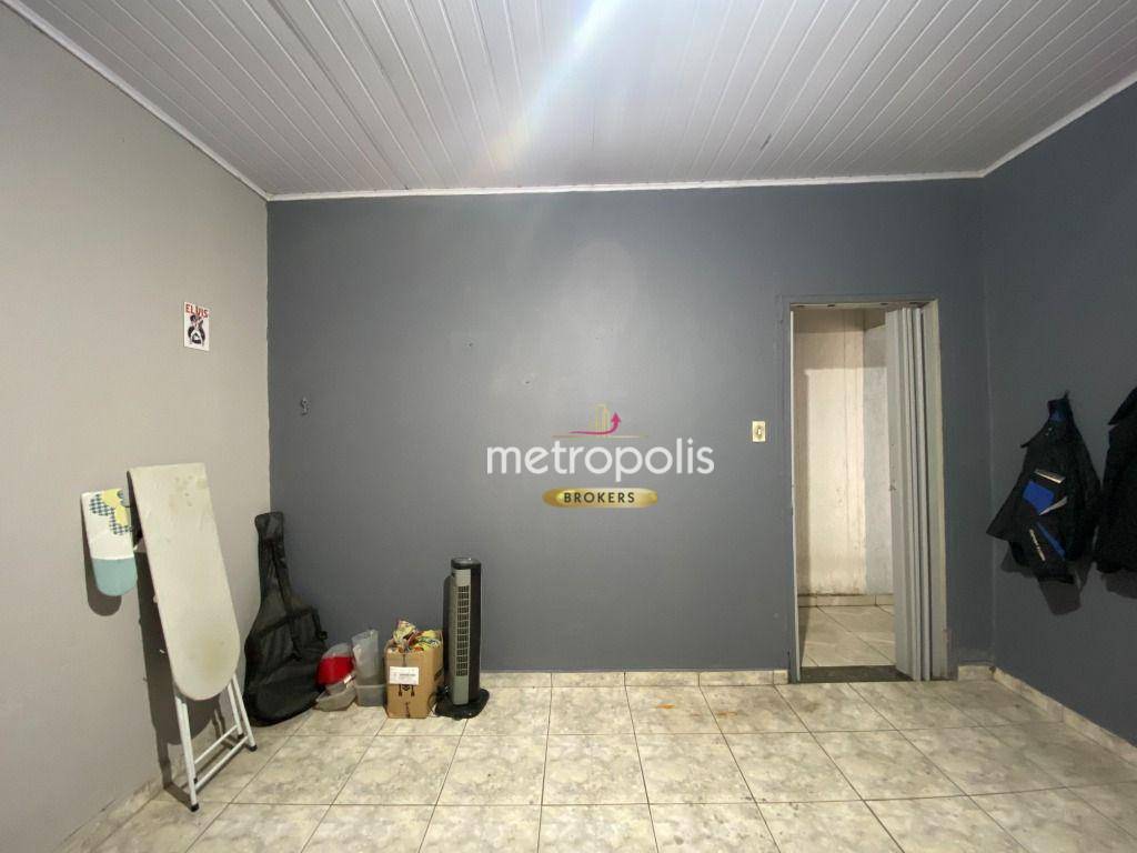 Casa à venda com 4 quartos, 200m² - Foto 42