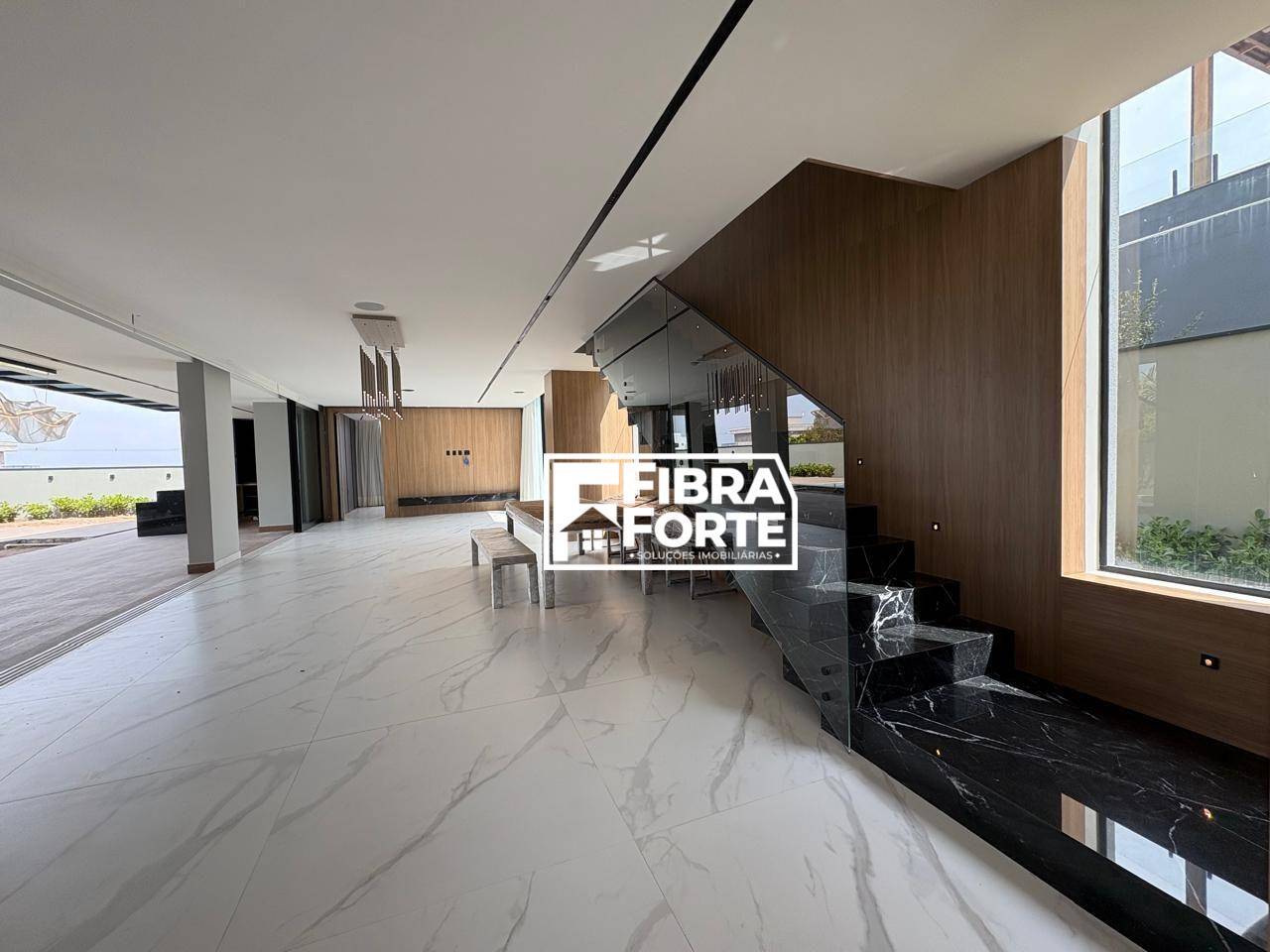 Casa de Condomínio à venda com 4 quartos, 550m² - Foto 9