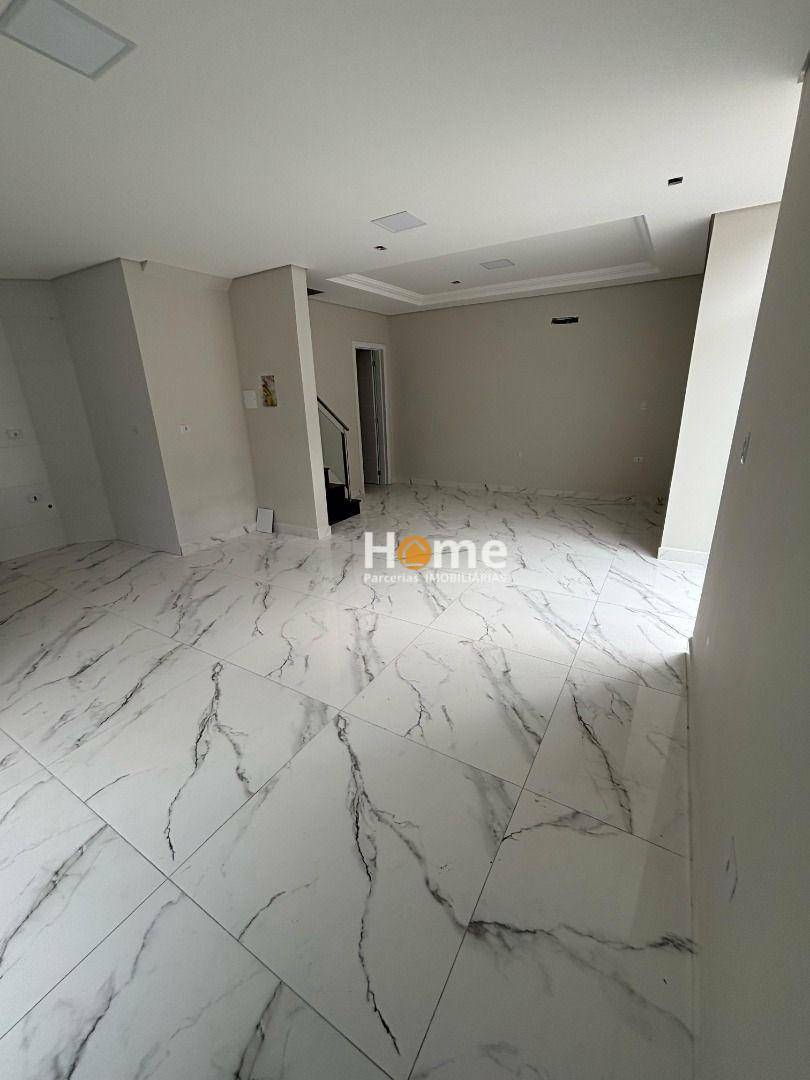 Sobrado à venda com 2 quartos, 140m² - Foto 4