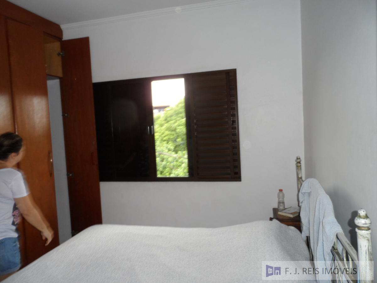 Sobrado à venda com 3 quartos, 250m² - Foto 13