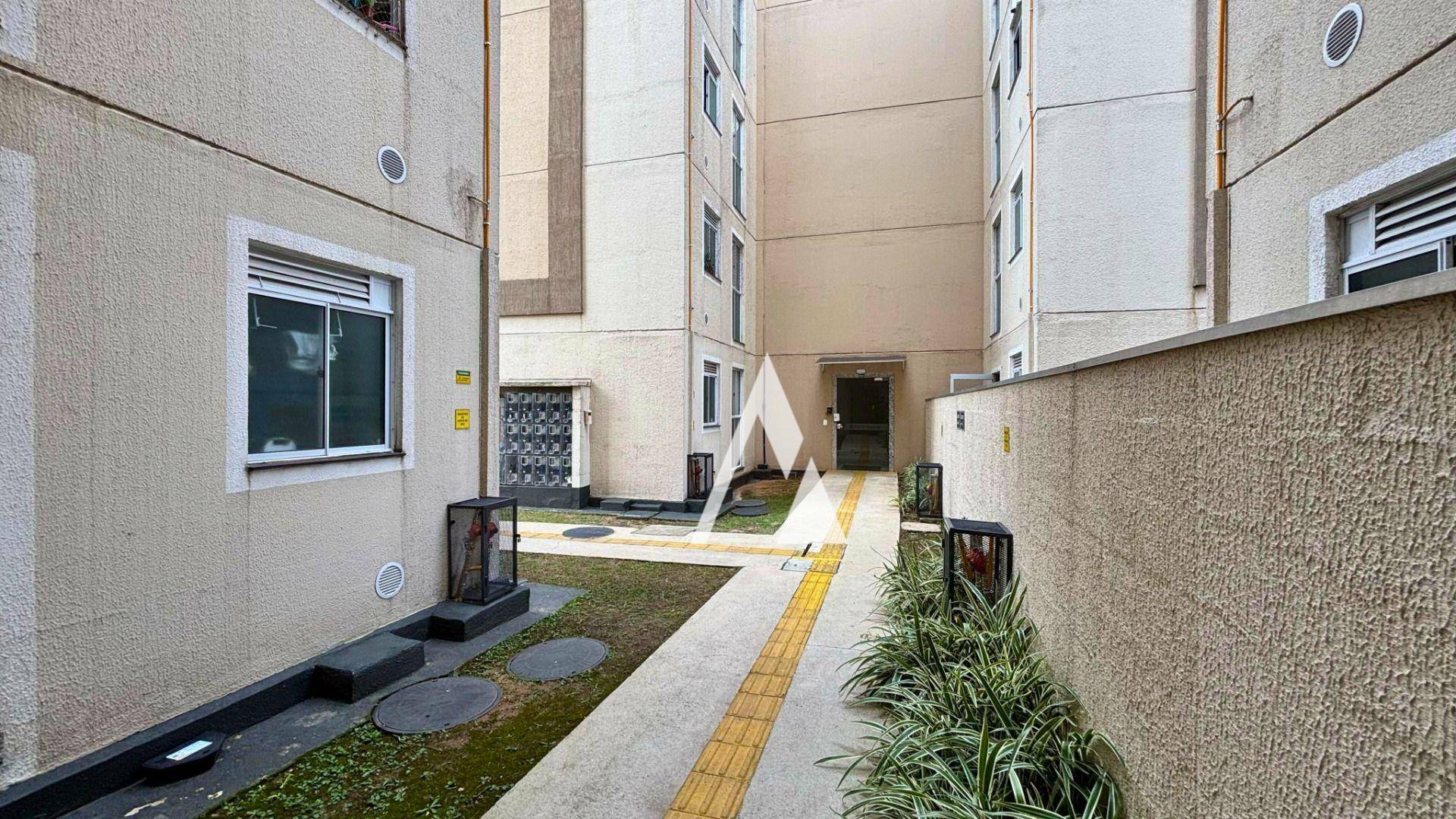 Apartamento para alugar com 2 quartos, 40m² - Foto 12