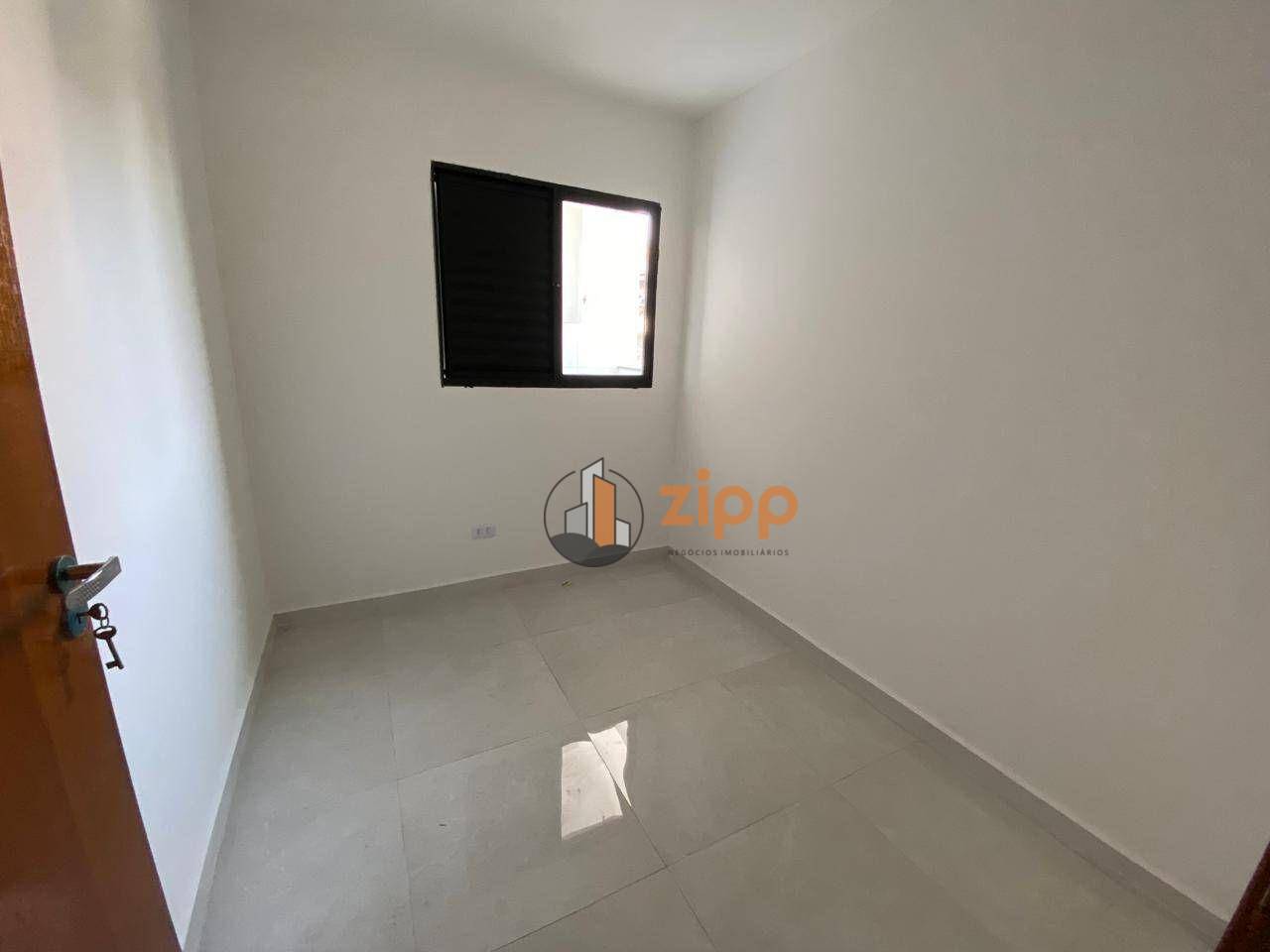 Apartamento para alugar com 2 quartos, 42m² - Foto 3