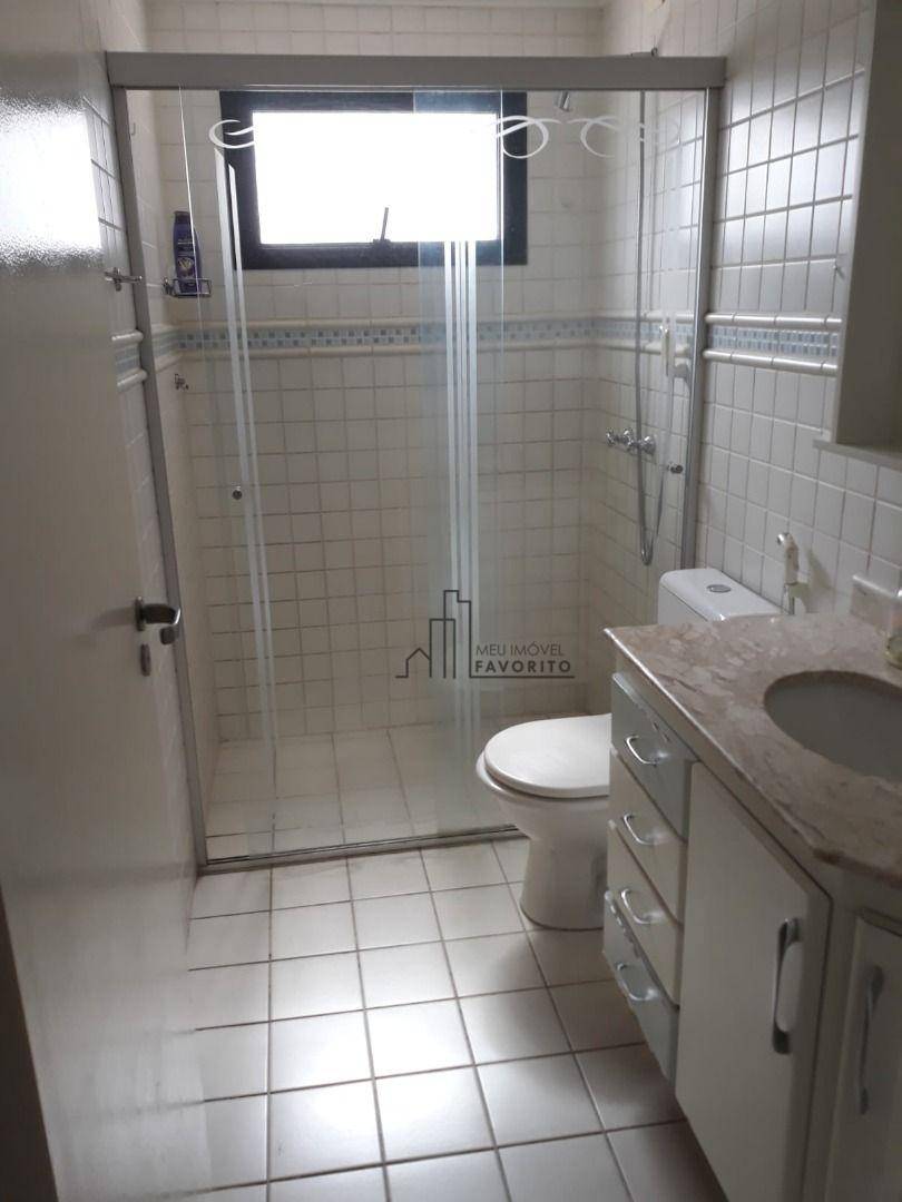 Apartamento para alugar com 3 quartos, 180m² - Foto 20