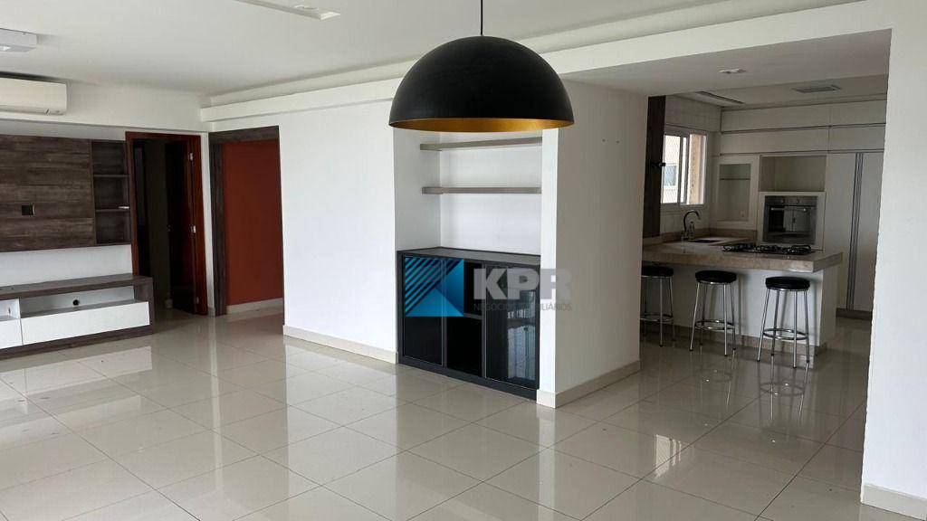 Apartamento à venda com 3 quartos, 142m² - Foto 6