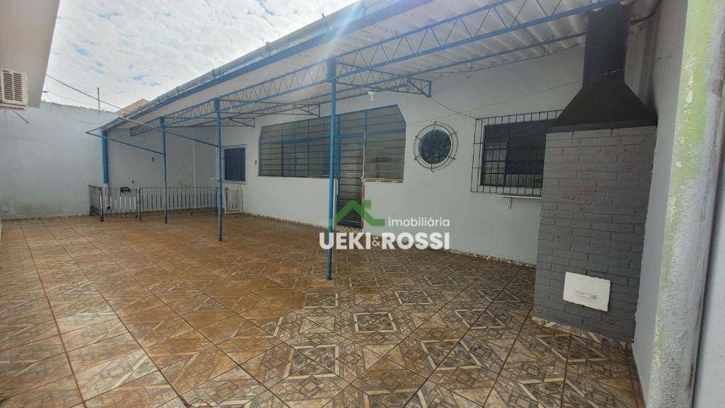 Casa à venda com 3 quartos, 190m² - Foto 14