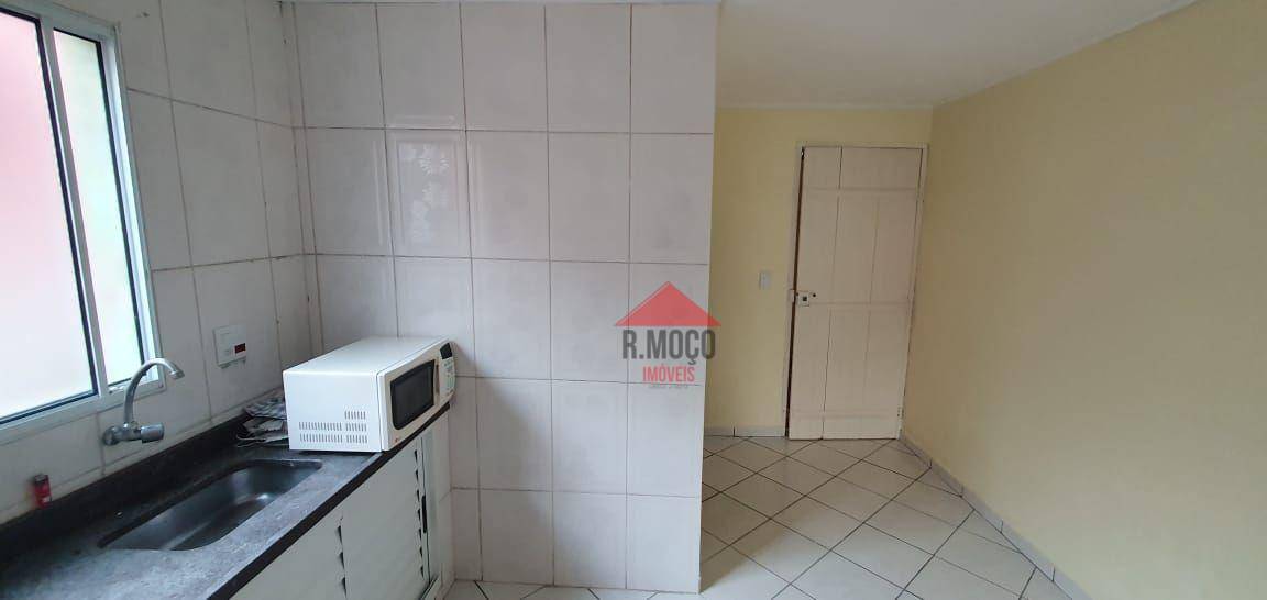 Casa para alugar com 1 quarto, 70m² - Foto 20
