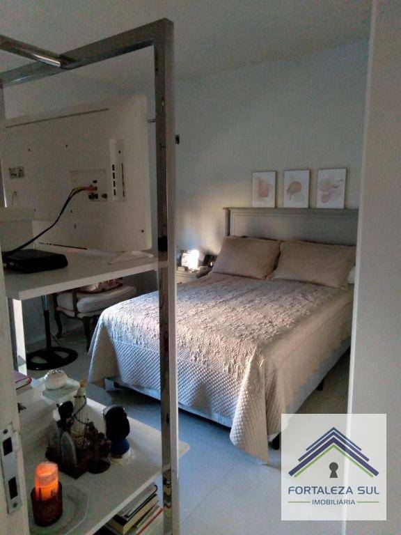 Apartamento à venda com 4 quartos, 197m² - Foto 7