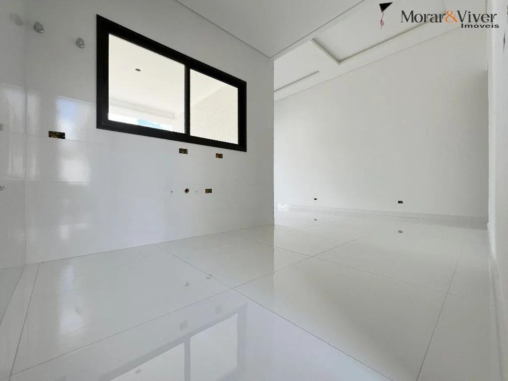 Casa à venda com 3 quartos, 101m² - Foto 9