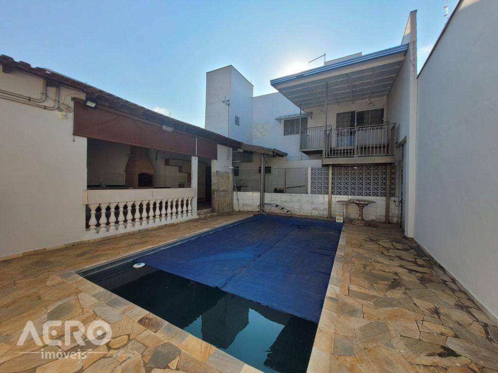 Casa à venda com 4 quartos, 170m² - Foto 24