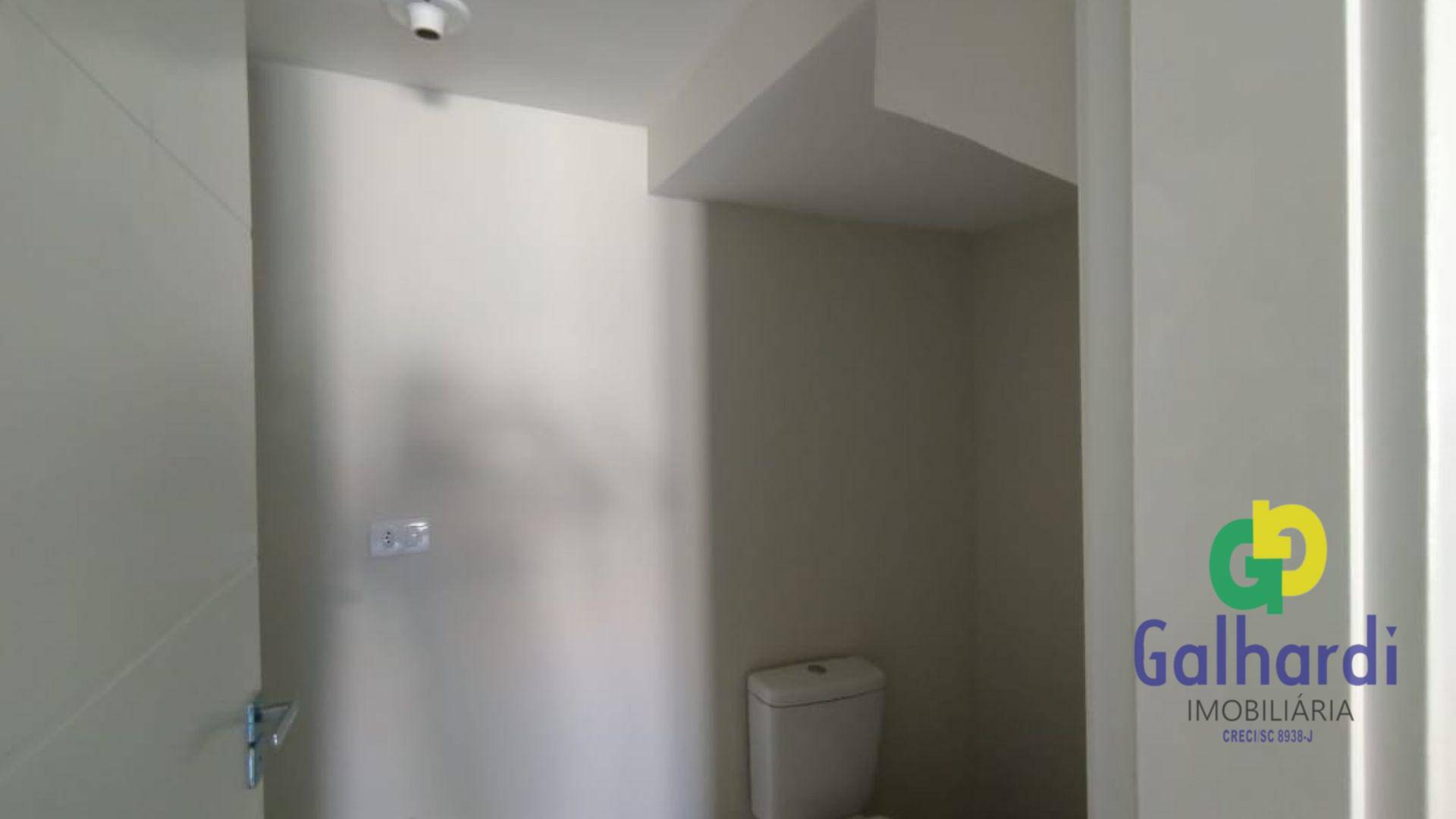 Sobrado à venda com 2 quartos, 360M2 - Foto 8