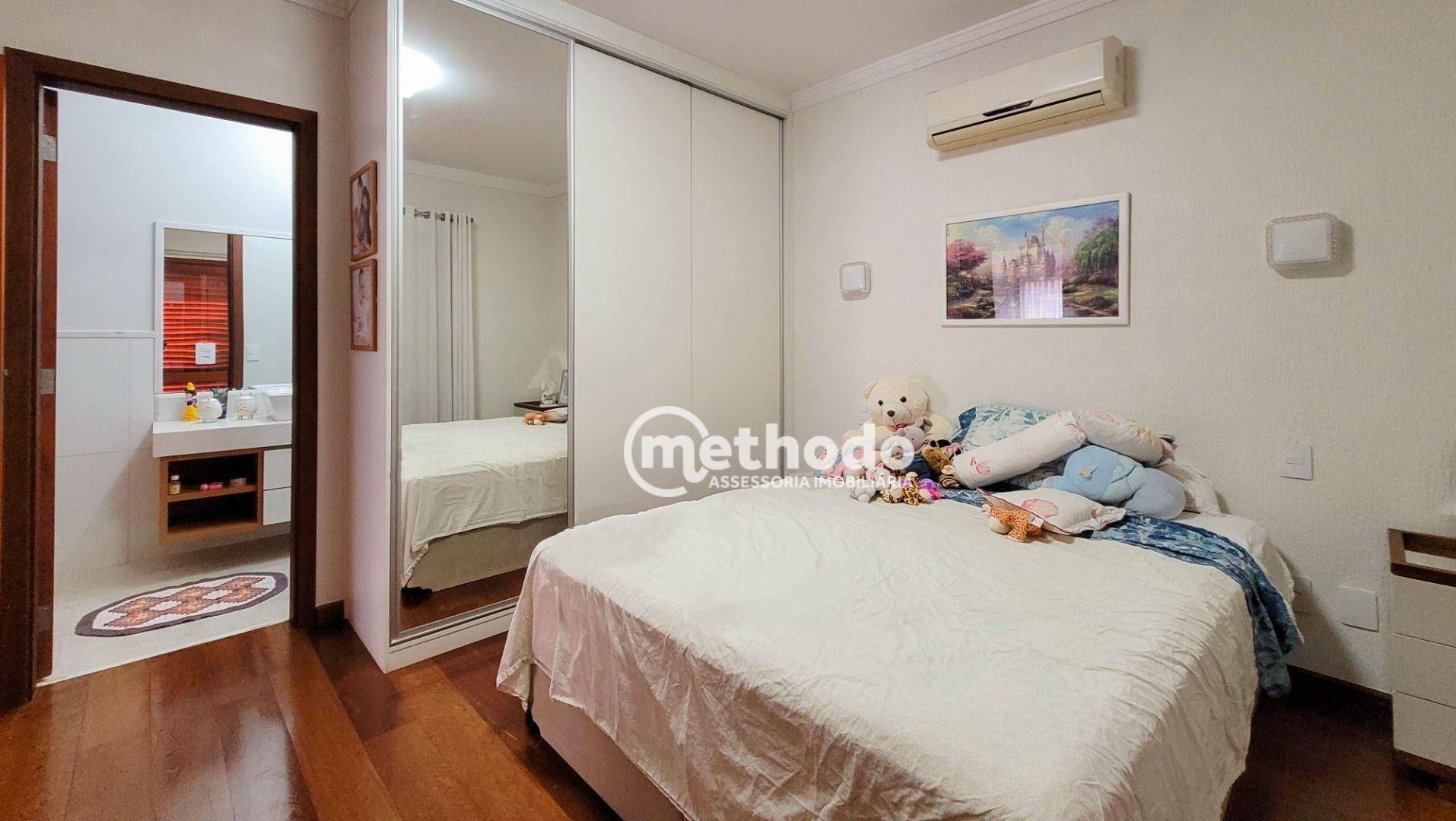 Casa de Condomínio à venda com 4 quartos, 309m² - Foto 23