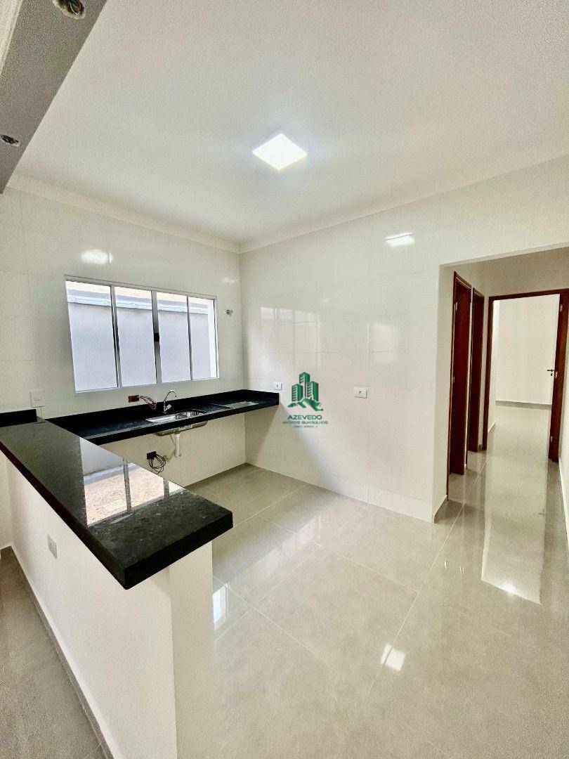 Casa à venda com 3 quartos, 70m² - Foto 6