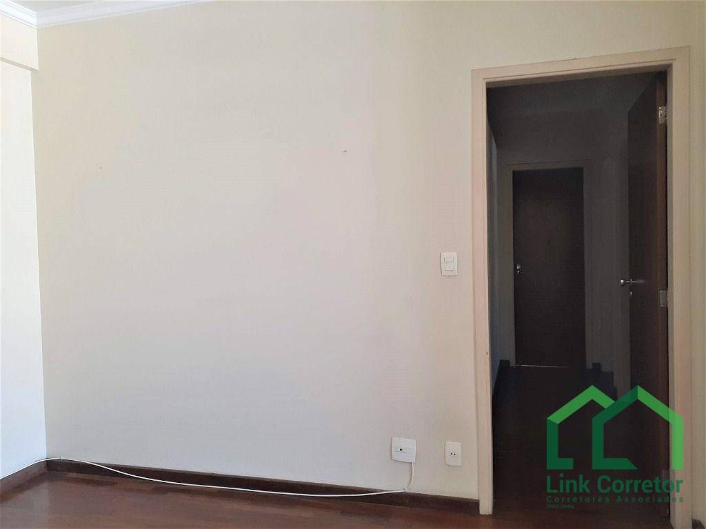 Apartamento à venda com 2 quartos, 80m² - Foto 7