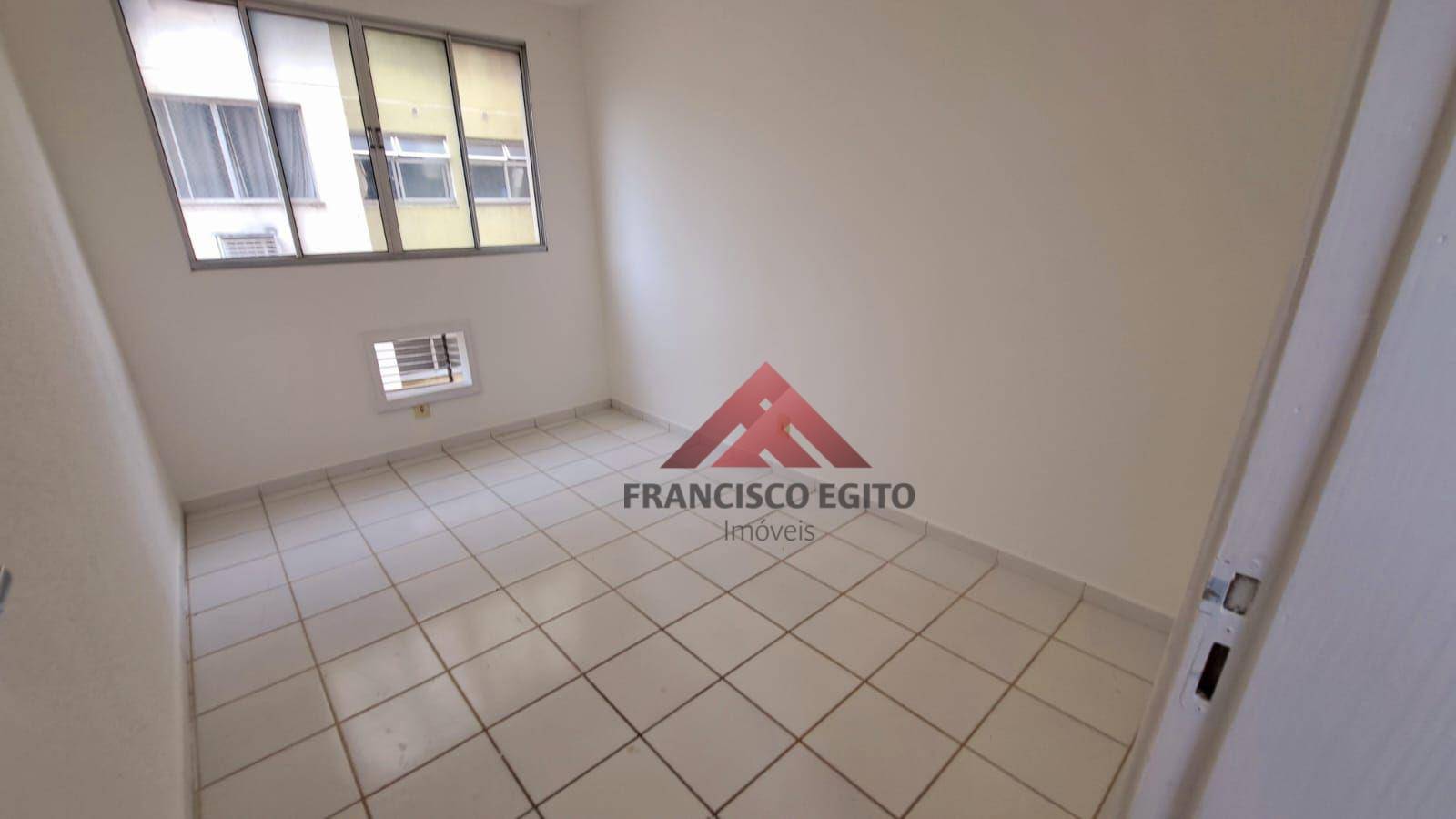 Apartamento para alugar com 3 quartos, 80m² - Foto 8