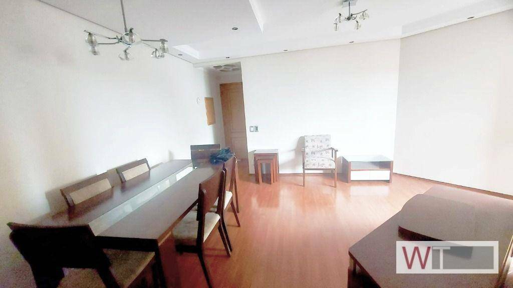 Apartamento para alugar com 3 quartos, 75m² - Foto 6