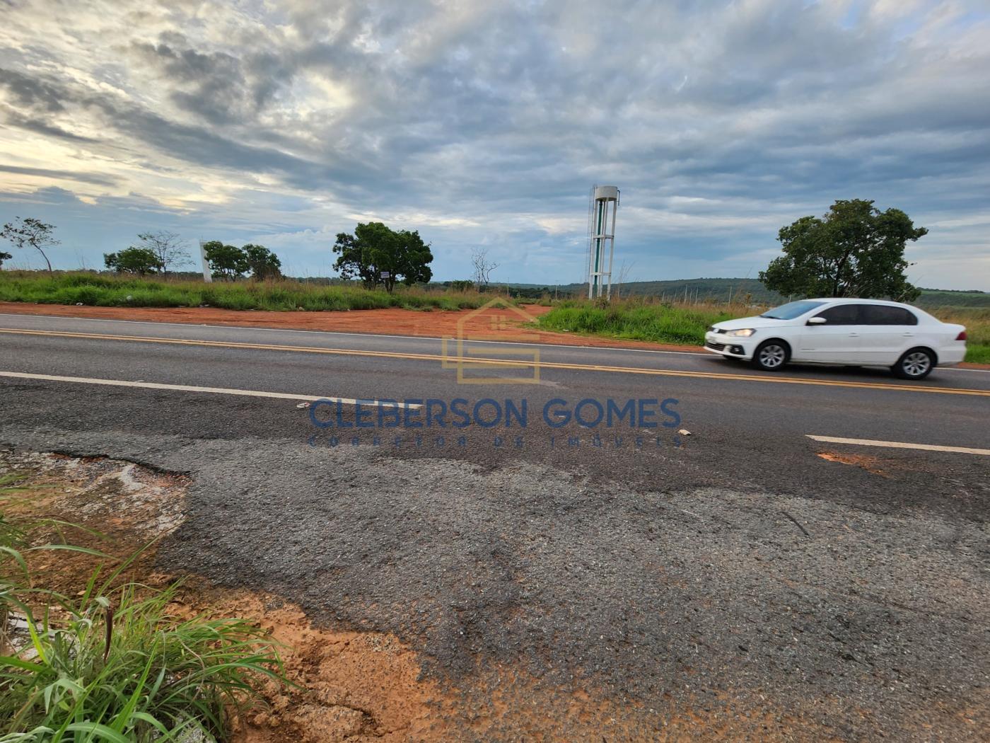 Terreno à venda, 1000m² - Foto 11