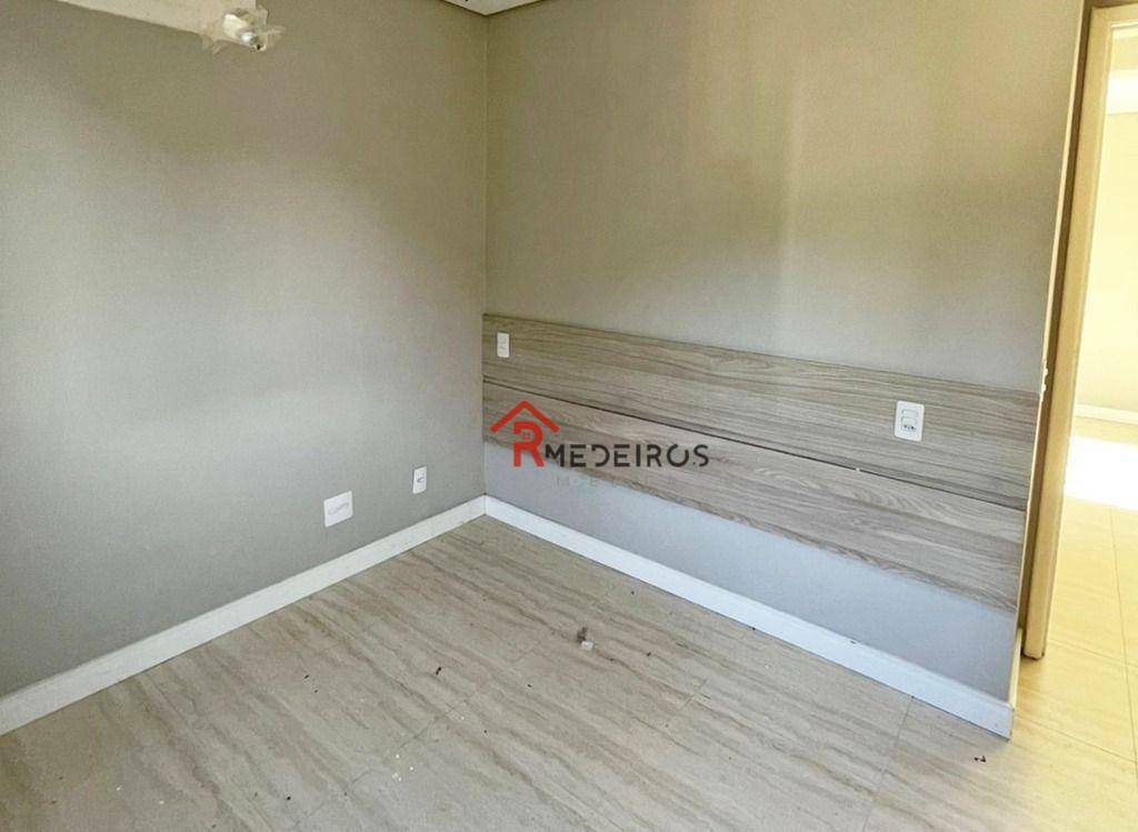 Apartamento à venda com 2 quartos, 70m² - Foto 12