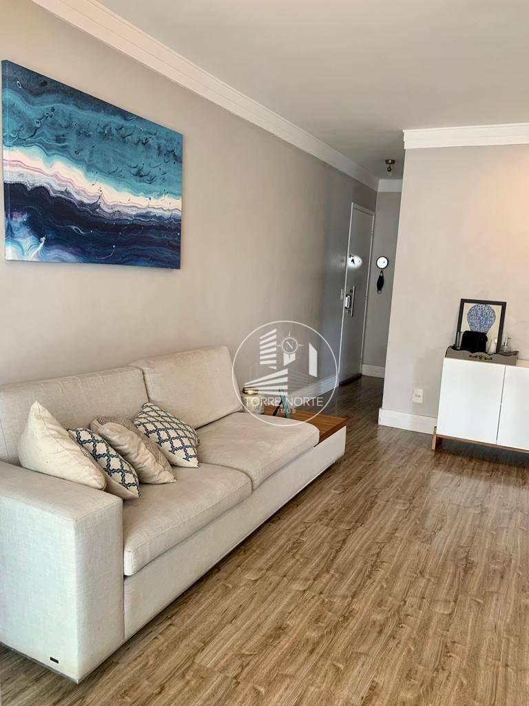 Apartamento à venda com 3 quartos, 105m² - Foto 2