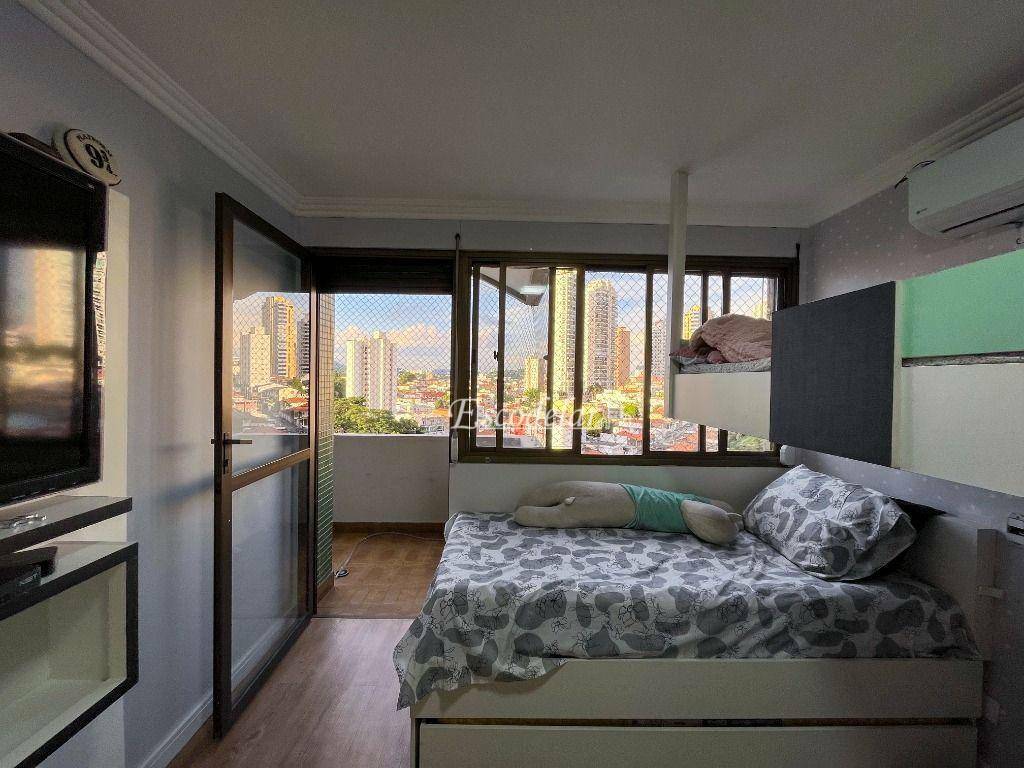 Apartamento à venda com 3 quartos, 200m² - Foto 66