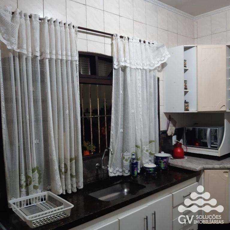 Casa à venda com 2 quartos, 110m² - Foto 15