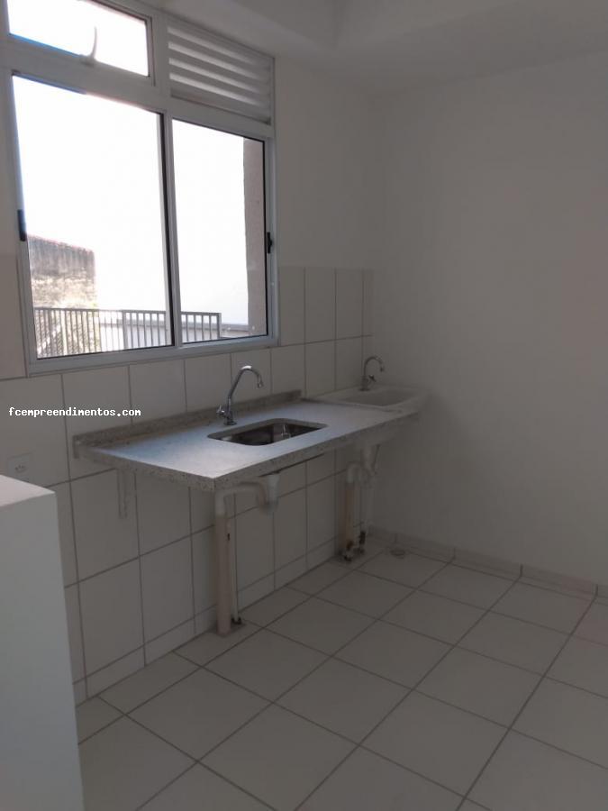 Apartamento à venda com 2 quartos, 44m² - Foto 3