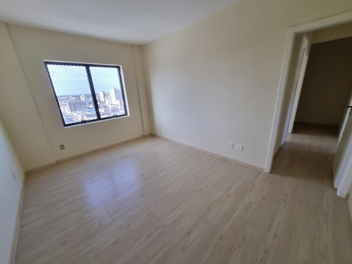 Apartamento à venda com 2 quartos, 60m² - Foto 2