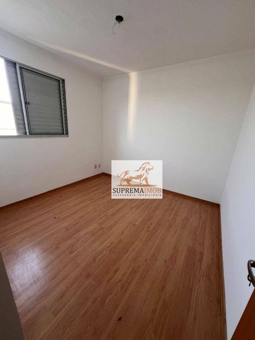 Apartamento à venda com 2 quartos, 45m² - Foto 12