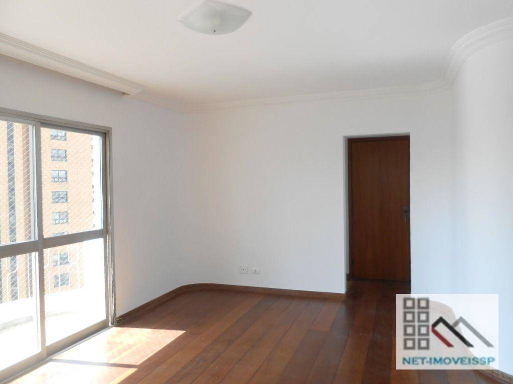 Apartamento para alugar com 4 quartos, 130m² - Foto 3