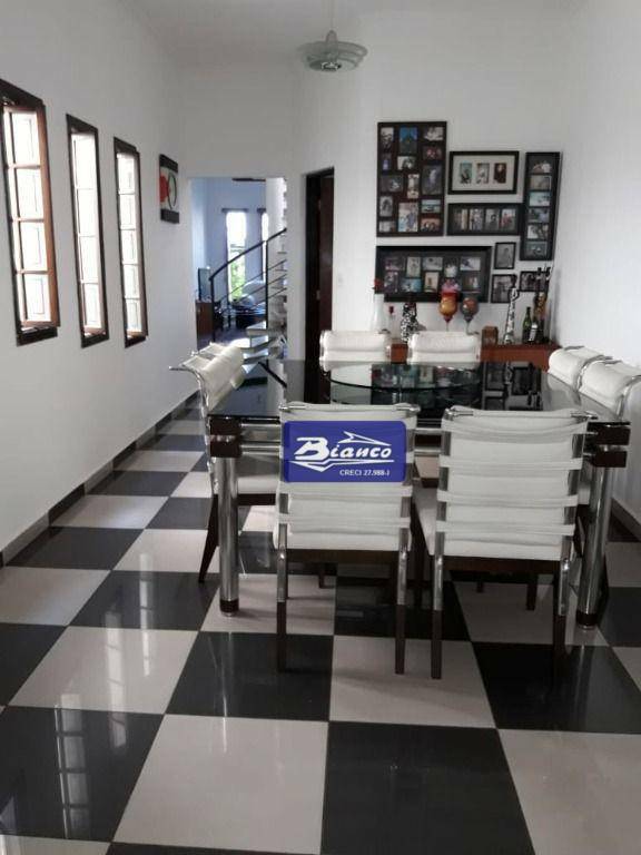 Sobrado à venda com 4 quartos, 220m² - Foto 21