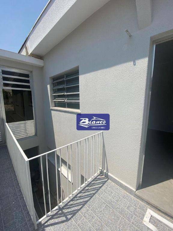 Casa à venda e aluguel com 3 quartos, 280m² - Foto 8