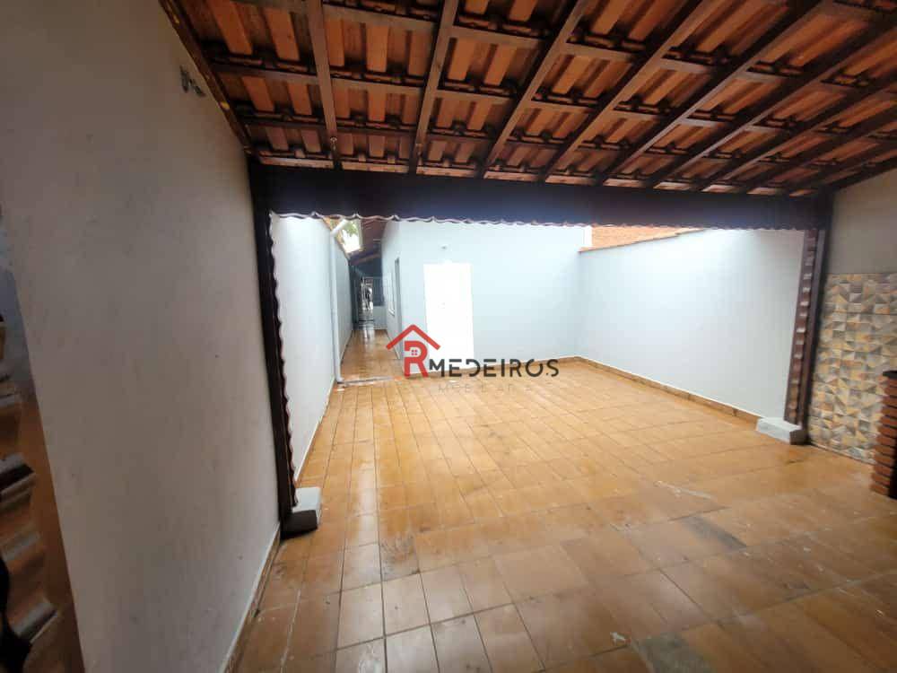 Casa à venda com 2 quartos, 80m² - Foto 17