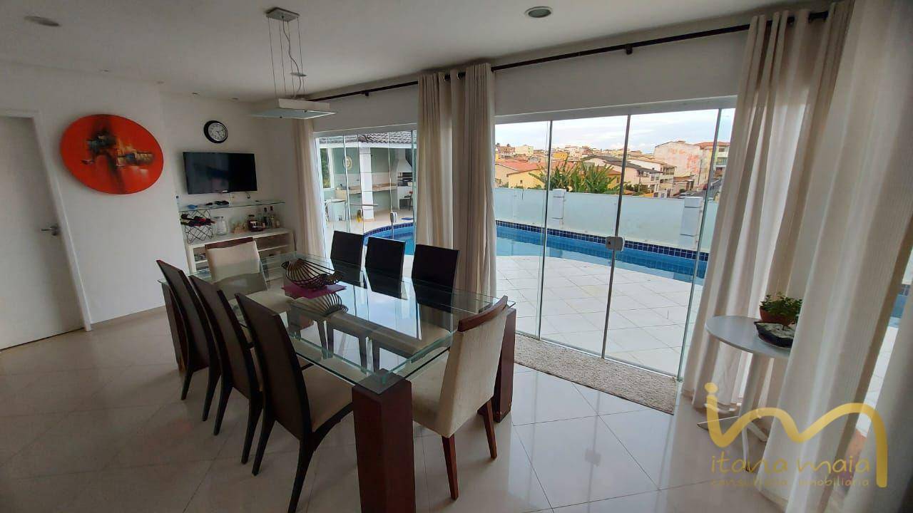 Casa à venda e aluguel com 4 quartos, 700m² - Foto 9