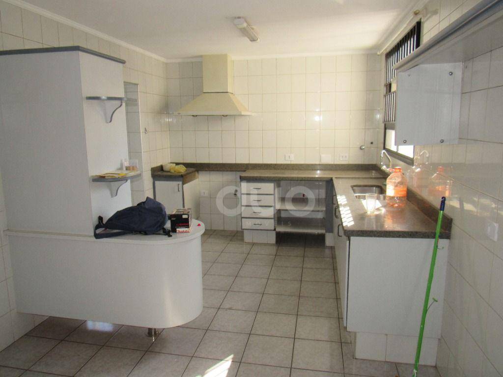 Apartamento à venda e aluguel com 3 quartos, 240m² - Foto 19