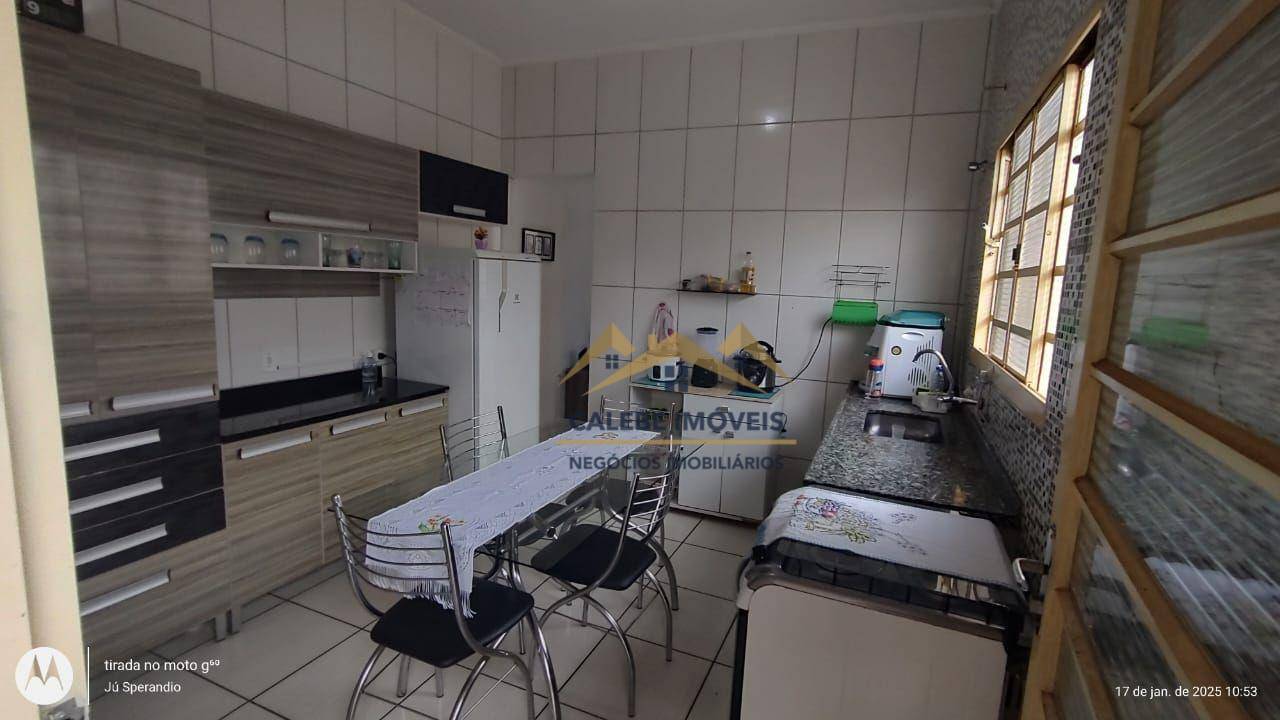 Casa à venda com 2 quartos, 98m² - Foto 6