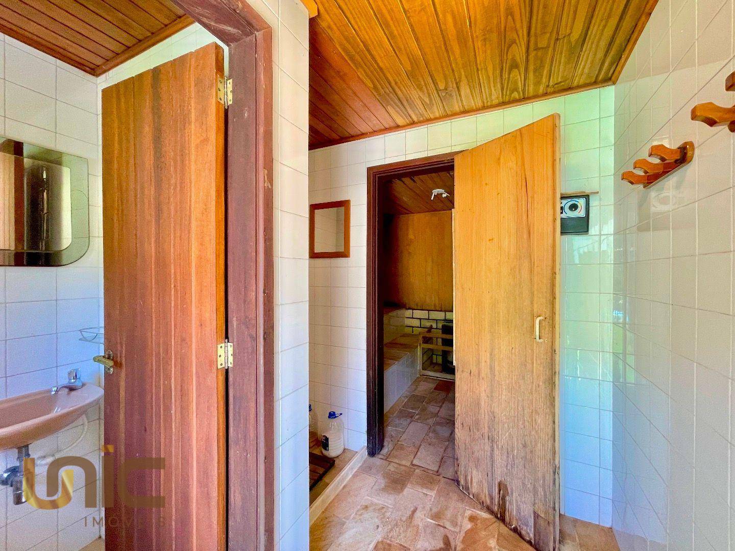 Casa de Condomínio à venda com 5 quartos, 320m² - Foto 36