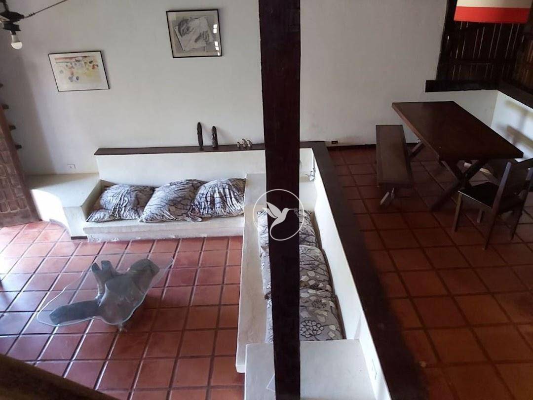 Casa à venda com 4 quartos, 300m² - Foto 9