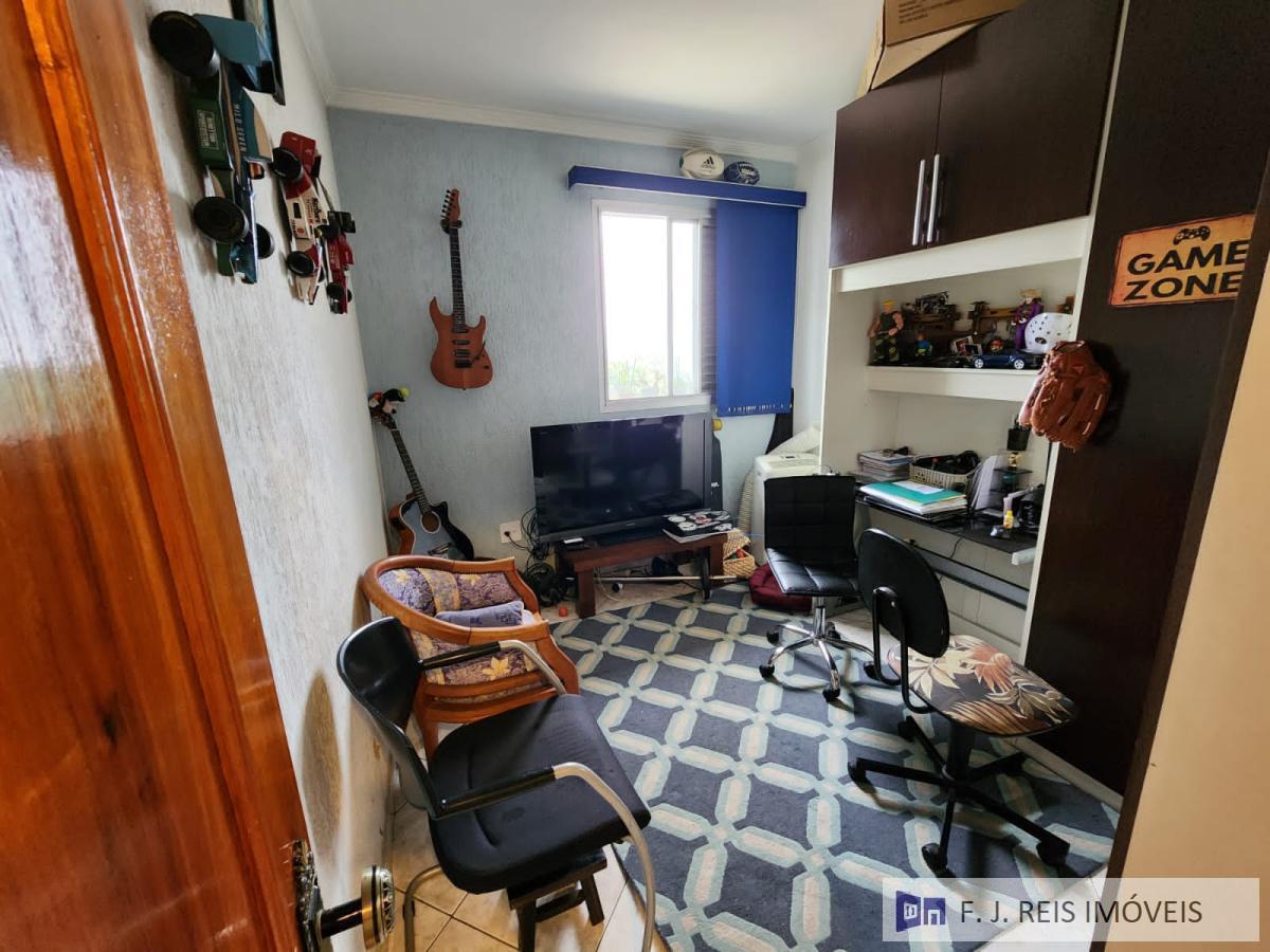 Apartamento à venda com 3 quartos, 115m² - Foto 22