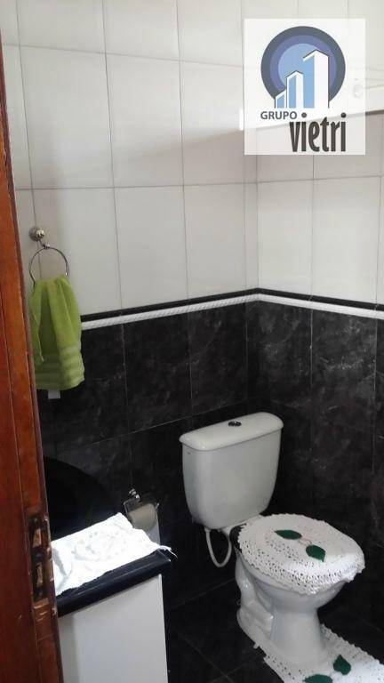 Sobrado à venda e aluguel com 3 quartos, 100m² - Foto 21